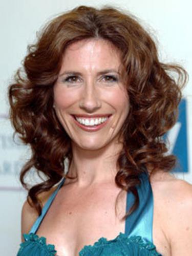 Gaynor Faye