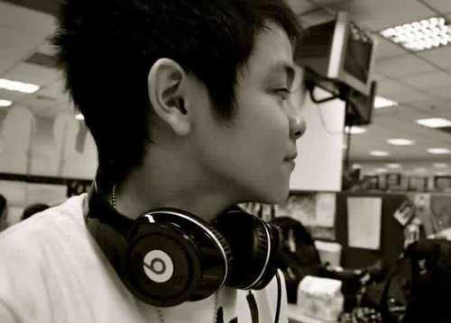 Julian Marcus Trono
