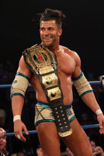 Robbie E