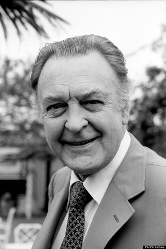 Donald Sinden