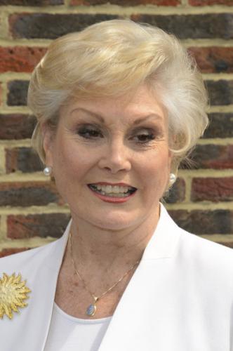 Angela Rippon