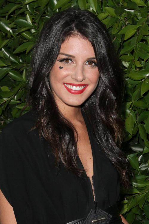 Shenae Grimes