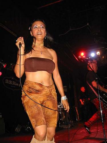 Annabella Lwin