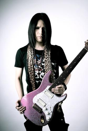 Takayoshi Ohmura