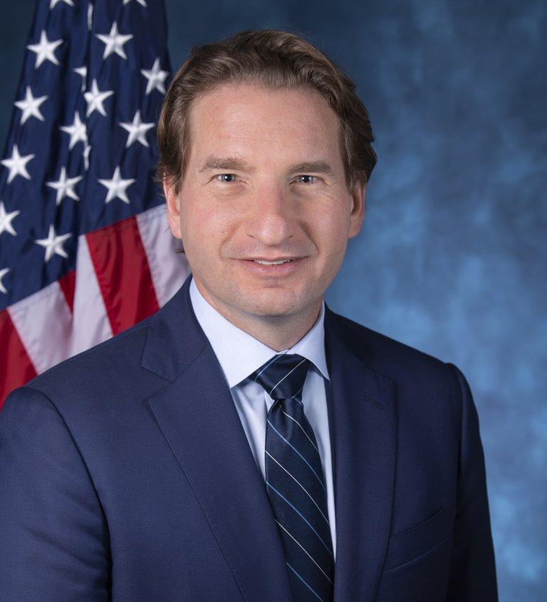 Dean Phillips Profile, Photos, News, Bio CelebNest