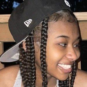 Niyaadadoll