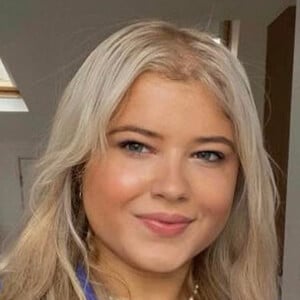 
Lucy Woolridge
