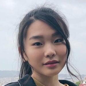 
Nicole Hong
