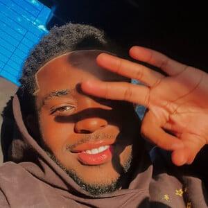 
Sturdyyoungin
