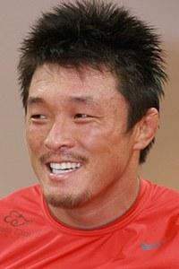 Yoshihiro Akiyama