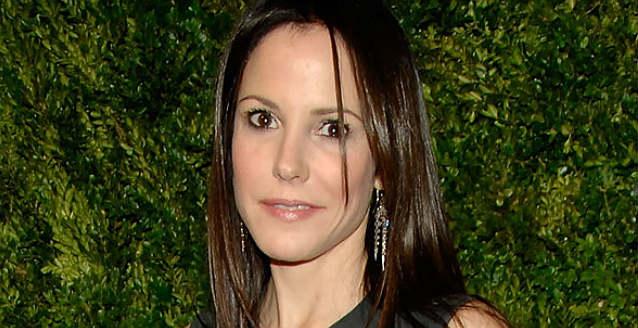 Mary-Louise Parkerâ€™s Nanny Arrested, Accused of Stealing Thousands From â€˜Weedsâ€™ Star