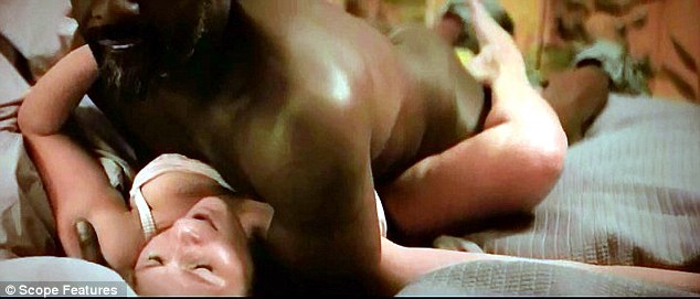 Gemma Arterton gets very hot and heavy with Idris Elba in 100 Streets Gemma Arterton gets very hot and heavy with Idris Elba in 100 Streets