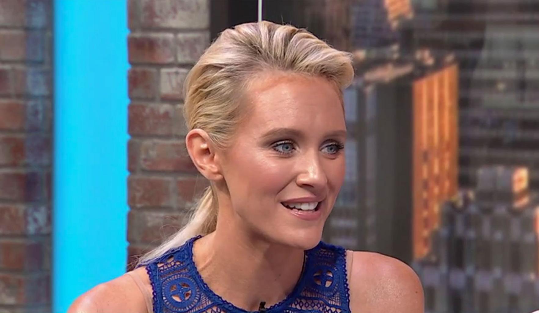 Aussie Star Nicky Whelan on Filming Commercials With New Dad George Clooney:        He       's Got an Incredible    Energy        