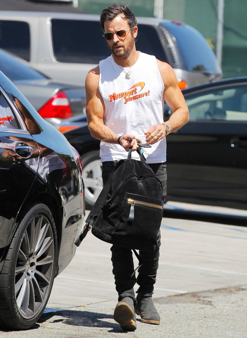 Justin Theroux and His Biceps Leave the Gym After a Workout