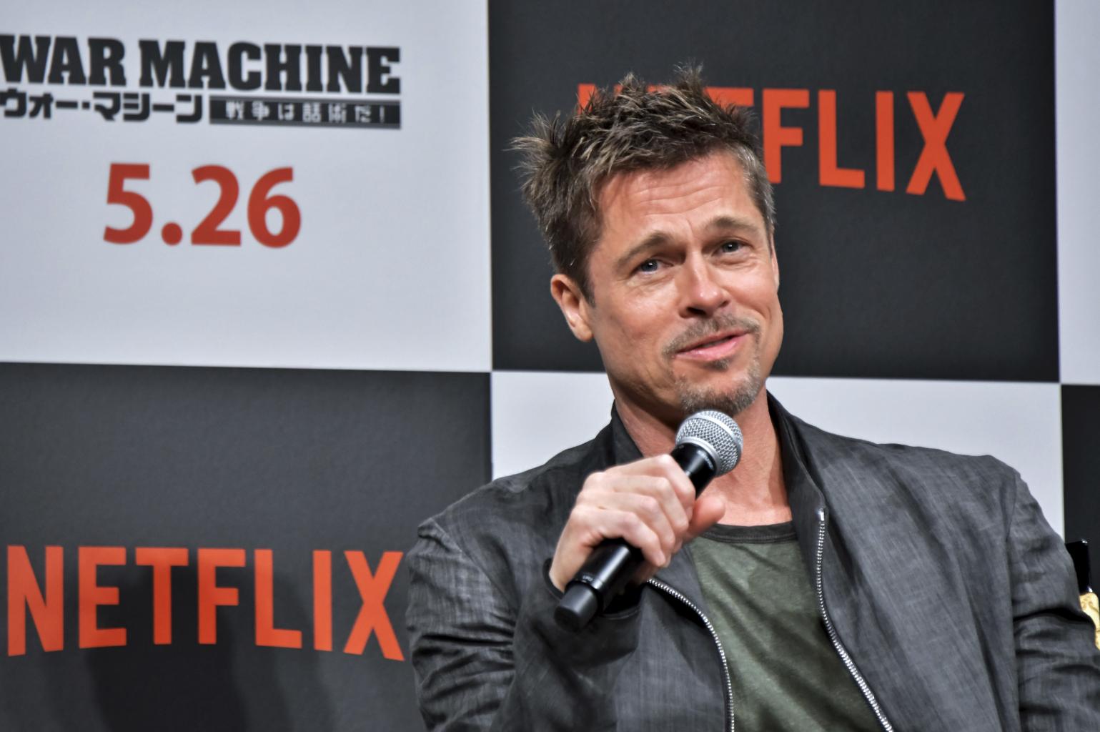 Brad Pitt Says He Can â€˜Compartmentalizeâ€™ Private And Public Life, Talks Surviving â€˜Mistakesâ€™