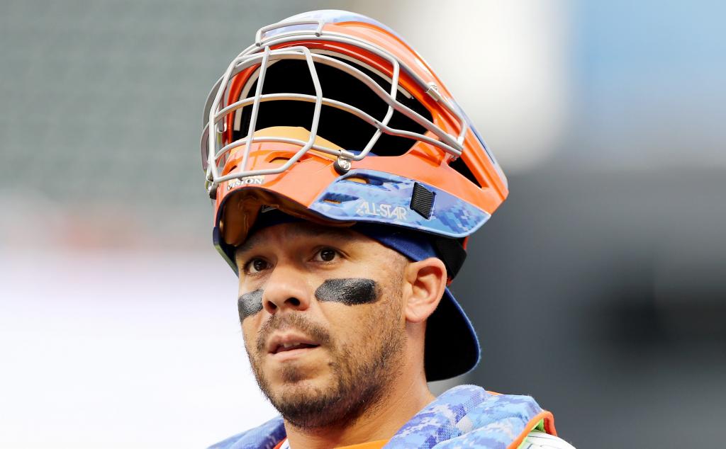 Cubs Claim Catcher Rene Rivera Off Waivers From Mets