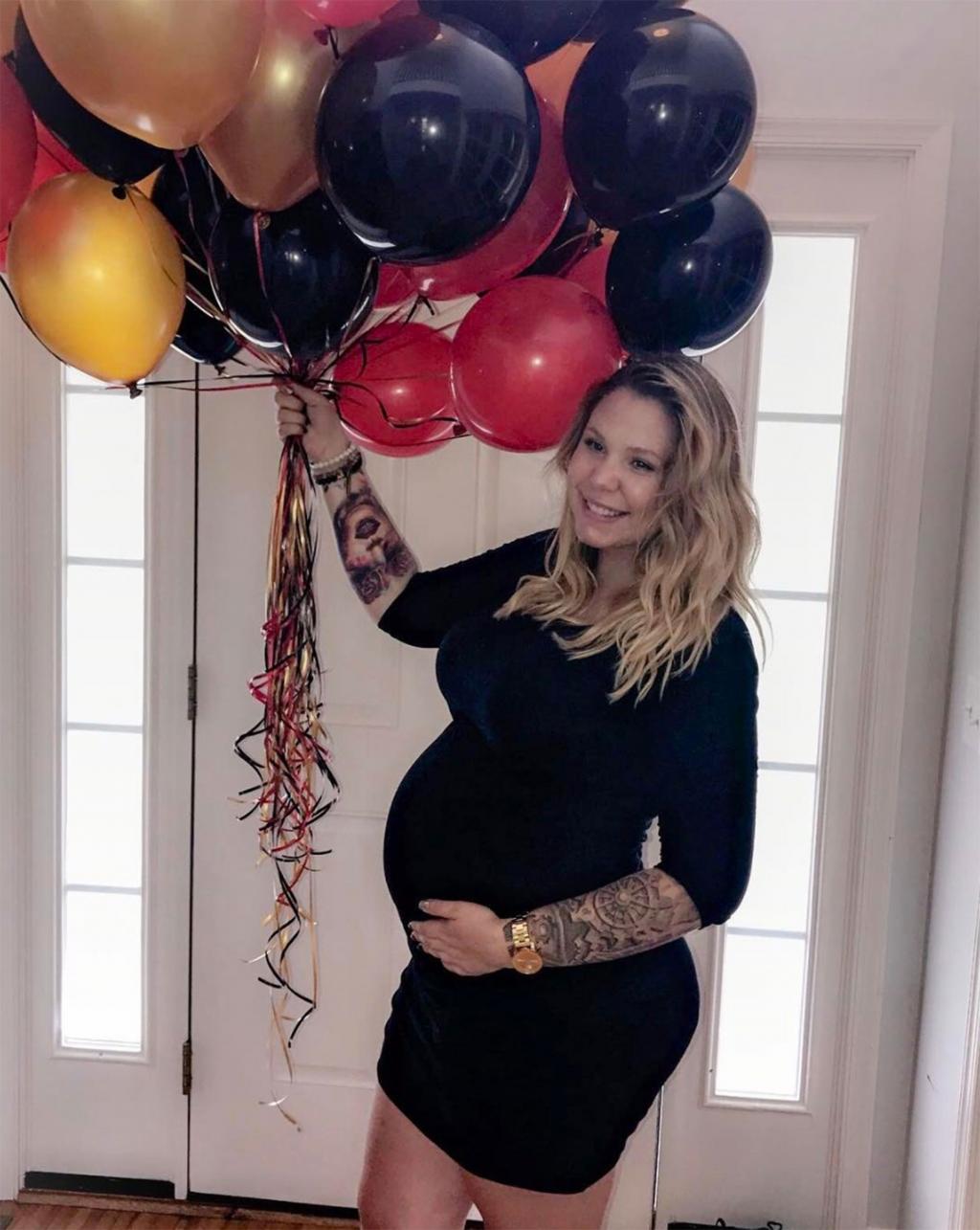 Teen Mom 2 Star Kailyn Lowry Celebrates Her College Graduation:        Is This Real Life?        