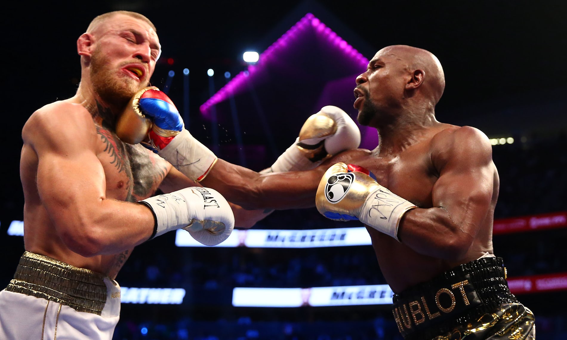 Floyd Mayweather beats Conor McGregor: how the fight unfolded       '  in pictures