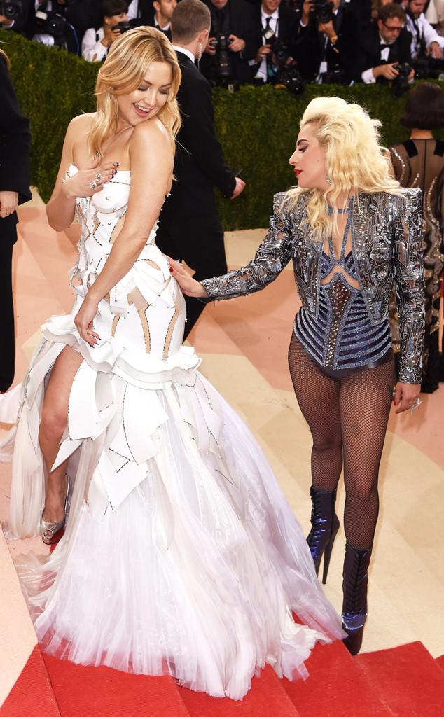 Kate Hudson and Lady Gaga Get Grabby on the Met Gala 2016 Red Carpet: See More Candid Moments!