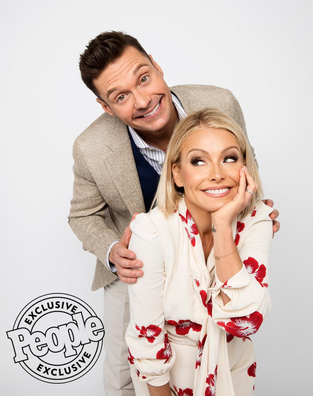 Ryan Seacrest Is Already a Fixture in Kelly Ripa       's House       '  and She       's BFFs with His Mom