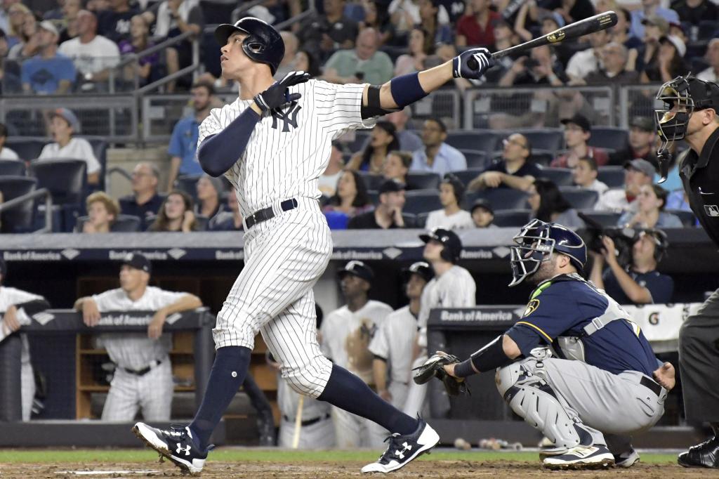 Aaron Judge shatters Joe DiMaggio's rookie HR mark