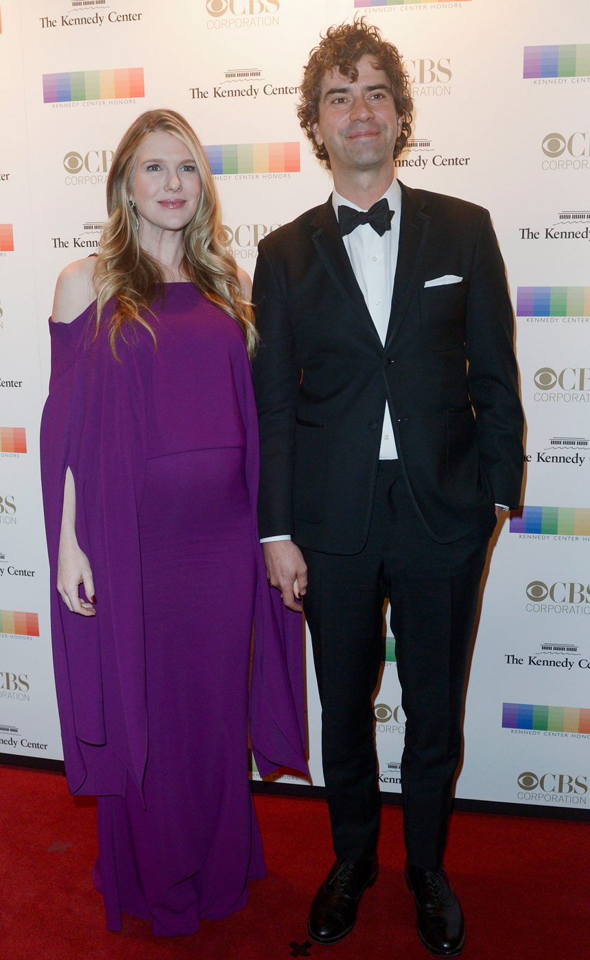 \'American Horror Story\' Star Lily Rabe Expecting First Child With Hamish Linklater -- See the Baby Bump! \'American Horror Story\' Star Lily Rabe Expecting First Child With Hamish Linklater -- See the Baby Bump!