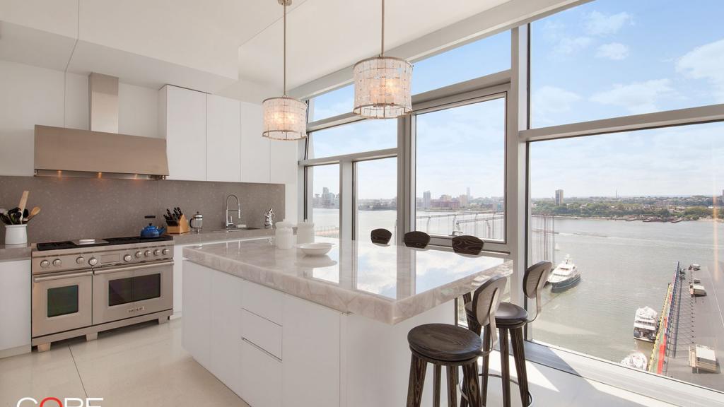 Kelsey Grammer finds a buyer for his $9M West Chelsea condo