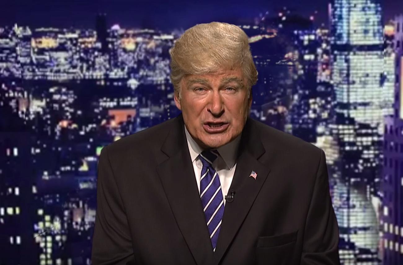 Alec Baldwin Takes On Donald Trump       's Lewd Tape On        SNL        