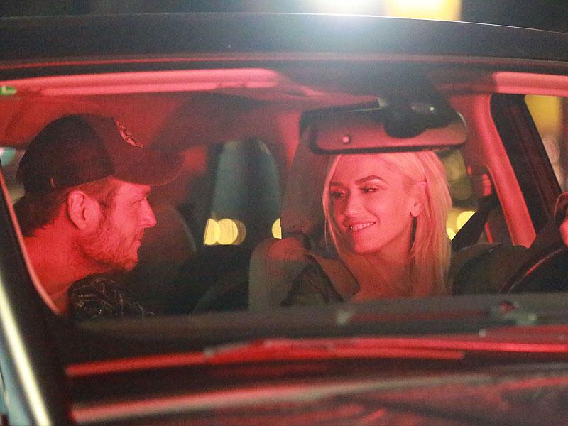 Blake Shelton and Gwen Stefani Are All Smiles During Romanti