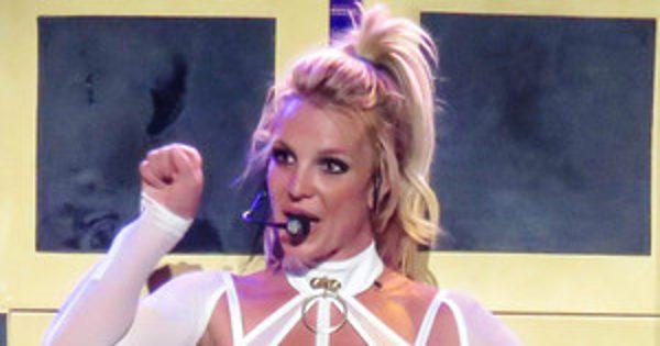 Britney Spears Opens Up About Why She's Nervous to Perform at the 2016 MTV Video Music Awards After a Decade Away