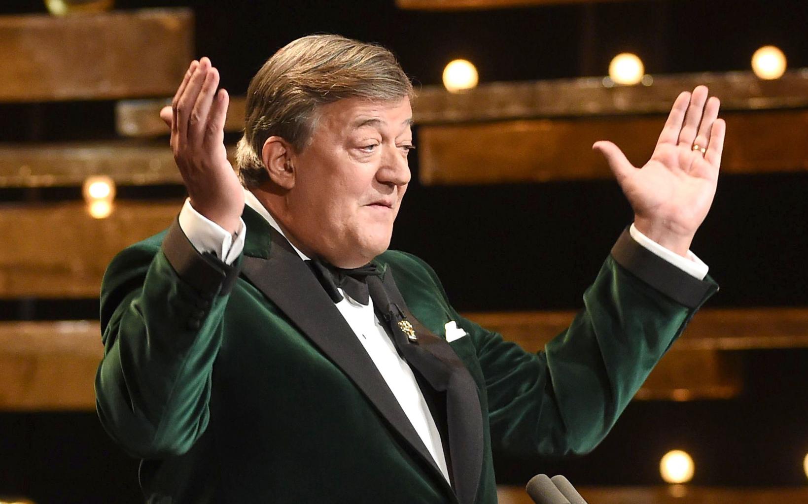 Comedian Stephen Fry Quits Twitter in Huff After Bag Lady Jo