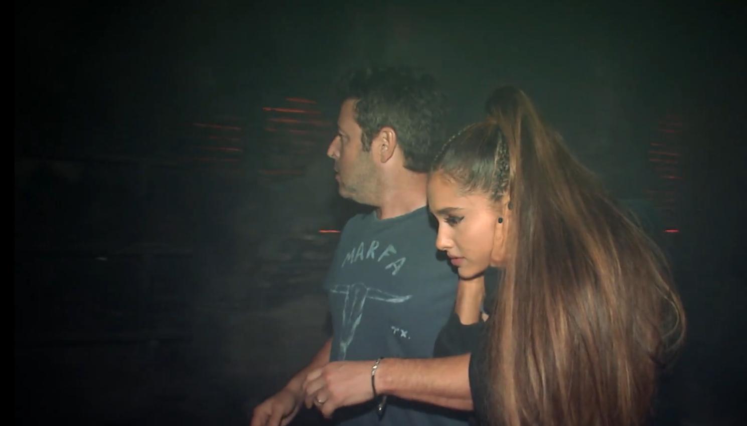 Ellen DeGeneres Spooks Ariana Grande, Sends Her To ‘American Horror Story’ Haunted House