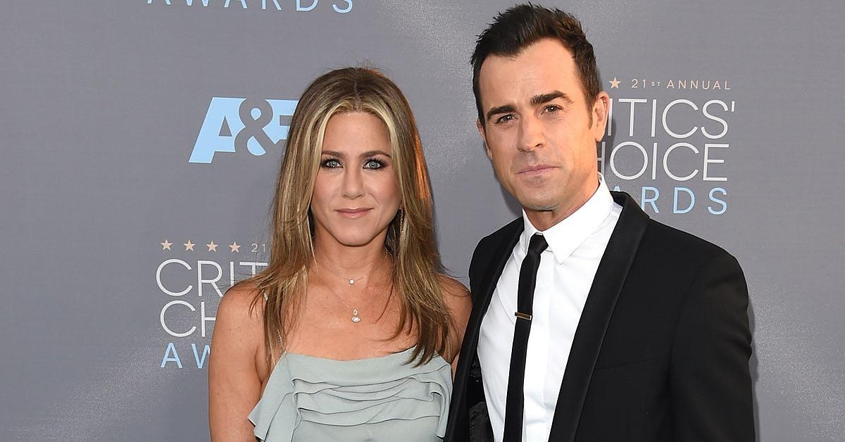 Jennifer Aniston Is an Adorable Stage Wife at the Critics' C