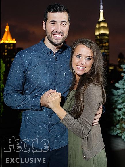 Jinger Duggar Marries Soccer Player Jeremy Vuolo in Front of Nearly 1,000 Wedding Guests