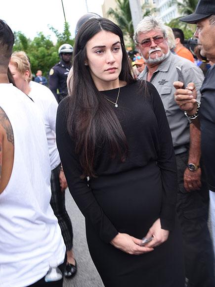 José Fernández's Pregnant Girlfriend Maria Arias Makes First Public Appearance Since His Death at Memorial Service