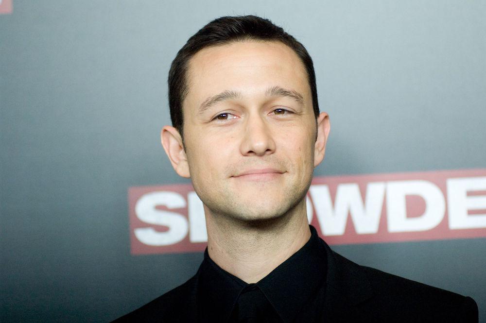 Joseph Gordon-Levitt Reveals What It       's Like To Get Stoned With Oliver Stone