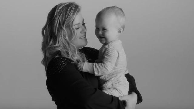 Kelly Clarkson Says Her Daughter River Rose Will Be Her Grammy Date: 'I Wrote the Song For Her'