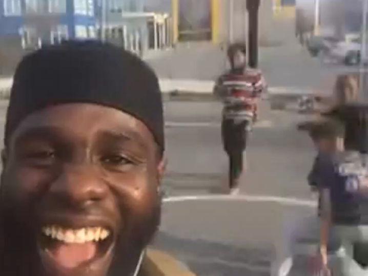 LeBron James Praised By Street Fight Hero ... Let's Team Up! (Video)