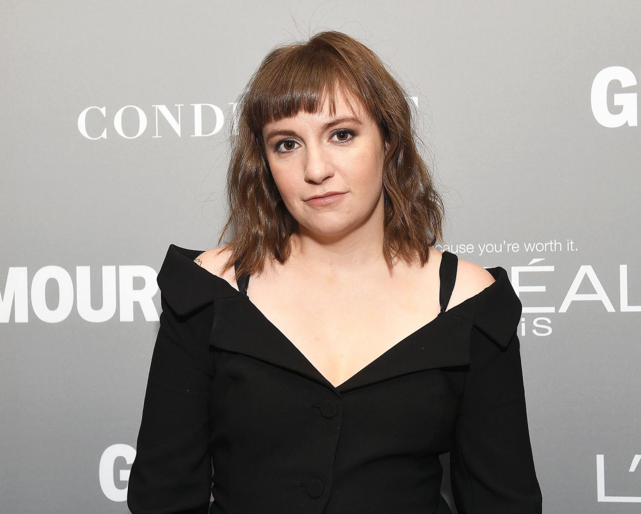 Lena Dunham Says She       's Had Her Period for 13 Days