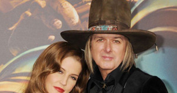 Lisa Marie Presley Changes Divorce Filing to Legal Separation