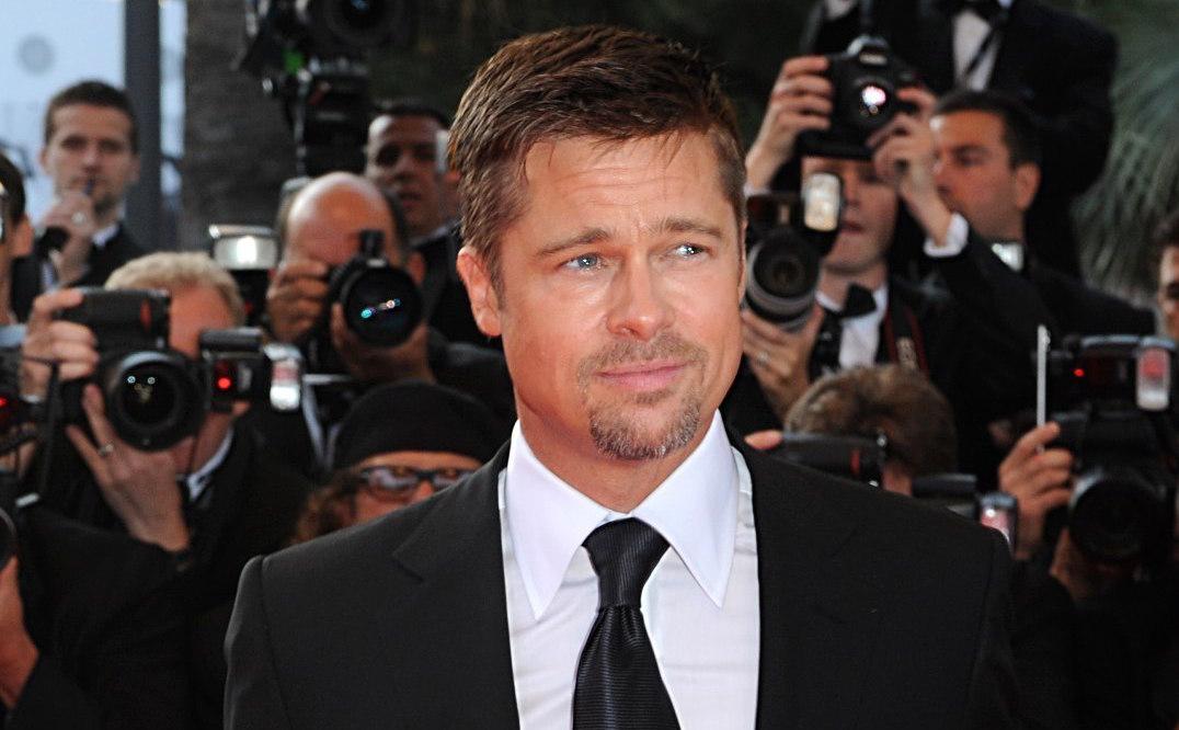 Coverage Of Brad Pitt, Marion Cotillard On Red Carpet For        Allied      '  Premiere