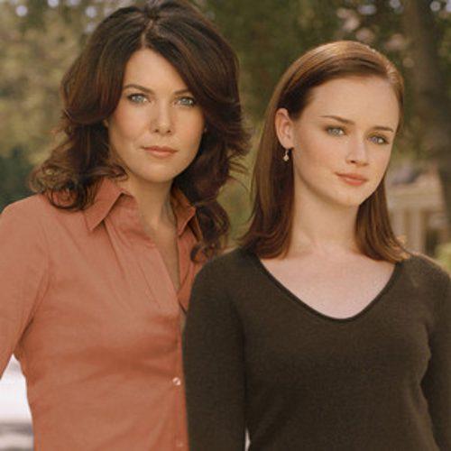 Looks Like Stars Hollow Is Getting Ready for Gilmore Girls
