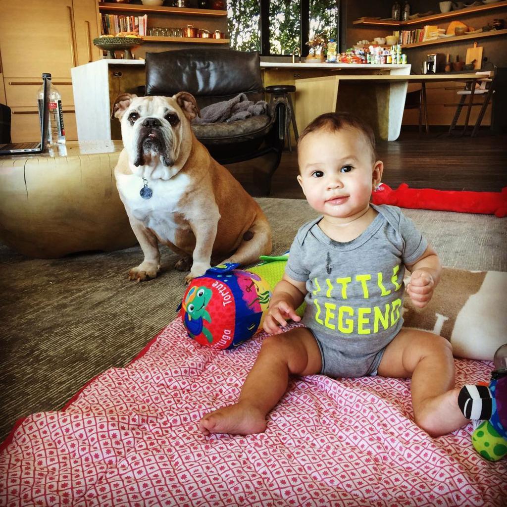 Luna Has Her First Tooth! Chrissy Teigen Shares Photo of Her        Little Legend        