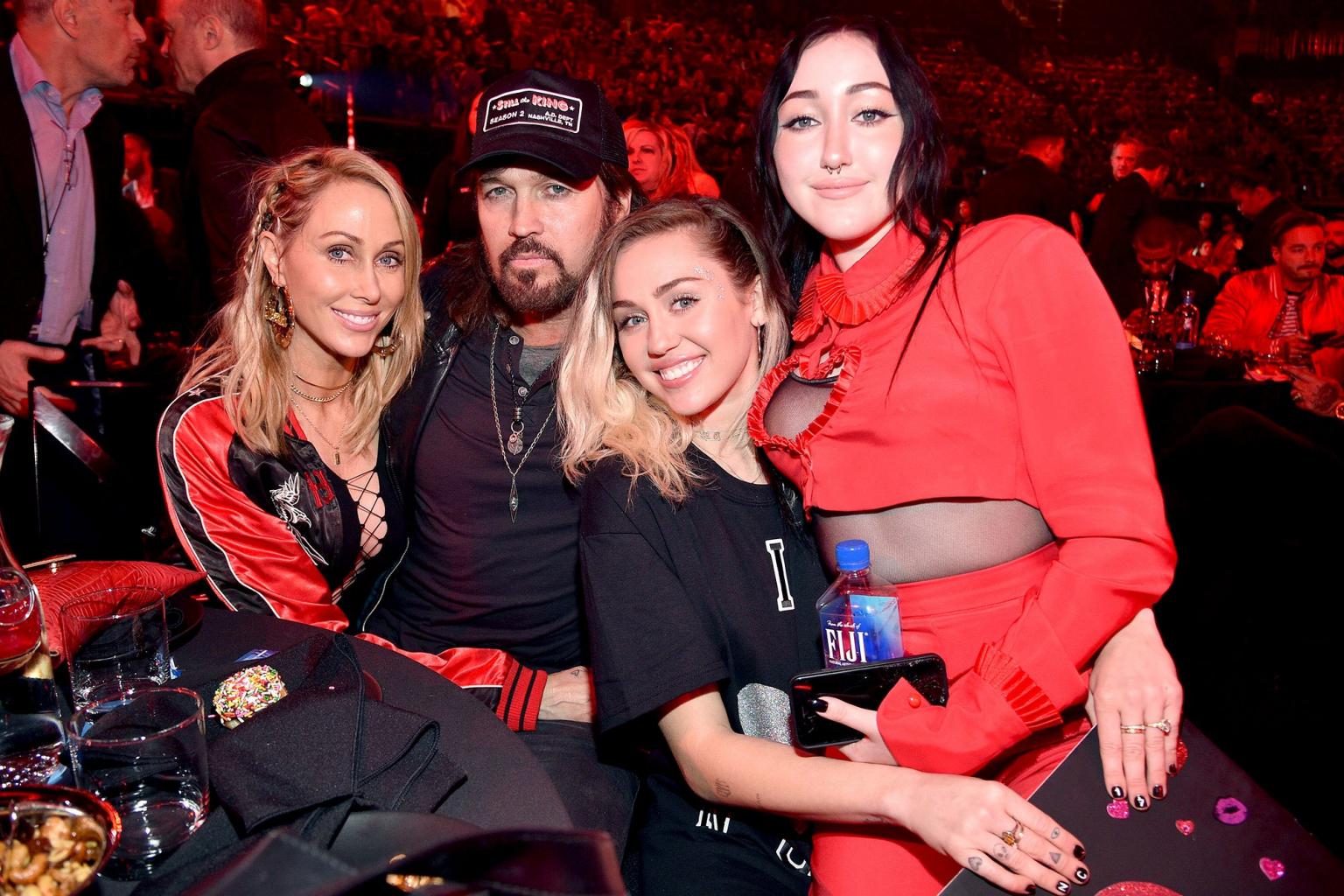 Miley Cyrus Supports Sister Noah with Family at iHeartRadio Music Awards:        She       's Who I Want to Be When I Grow Up        