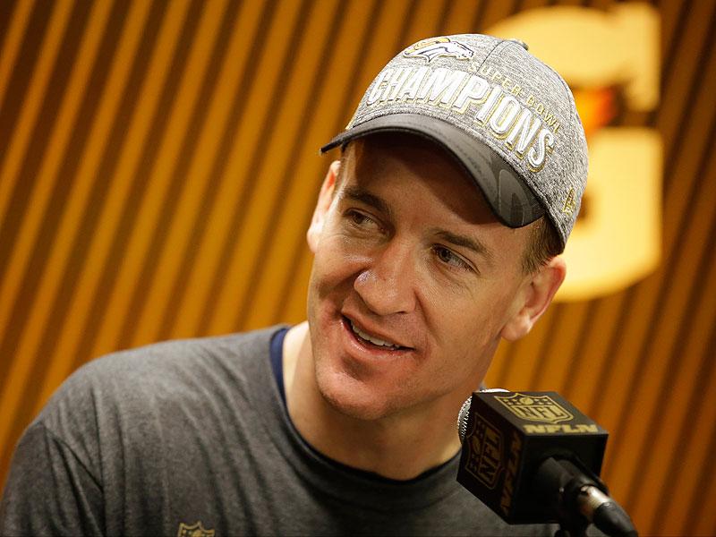 Peyton Manning Goes One-on-One with Magic Johnson - Plus Wil