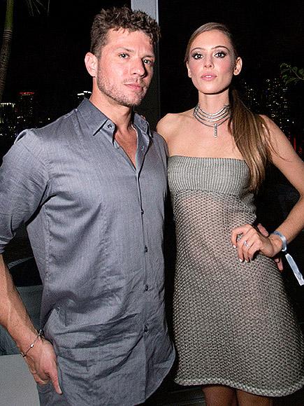 Ryan Phillippe's Fianc 'e Paulina Slagter Puts Her Sparkly En