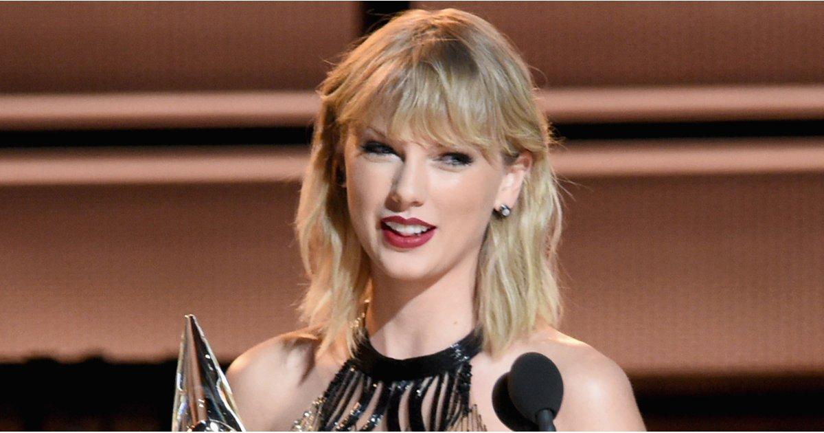Taylor Swift Goes Back to Her Roots by Popping Up at the CMAs