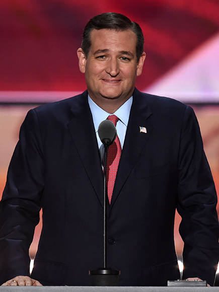Ted Cruz Taunted By Angry Gop Convention Delegates as He Refuses to Endorse Donald Trump