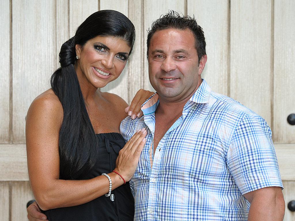 Teresa Giudice Says Husband Joe Has Lost 35 Lbs. in Prison by Doing '1,000 Sit-Ups a Day'