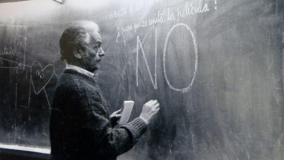 Chilean poet physicist Nicanor Parra dies at 103